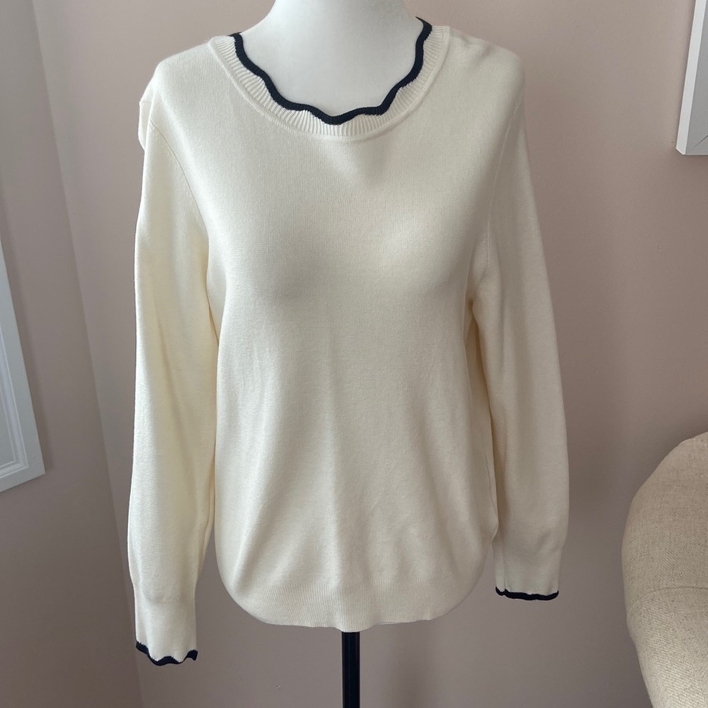H&M l White Long Sleeve Top NWT